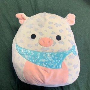 Pig with Bandanna Squishmallow